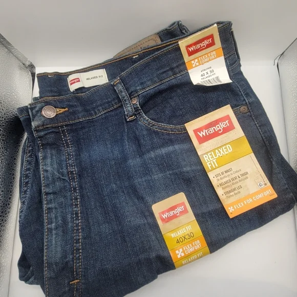 Wrangler Men's Relaxed Fit Blue Jeans Denim Flex For comfort Size 40x30 NWT - Picture 8 of 8